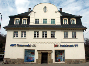 ANT und RTV Gebäude in Schwarza